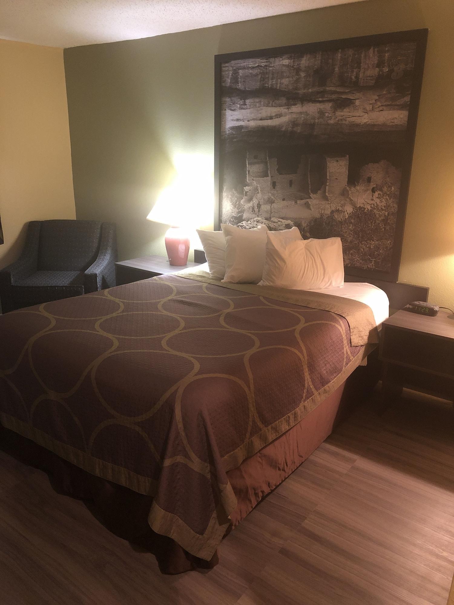 Super 8 By Wyndham Florence Co Ngoại thất bức ảnh