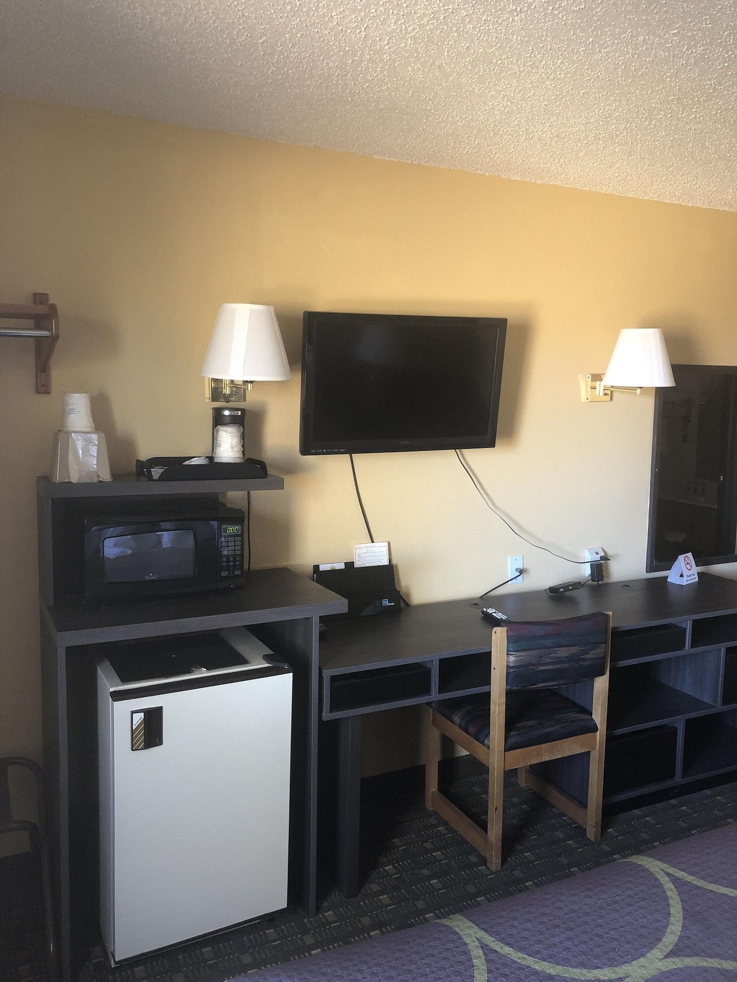 Super 8 By Wyndham Florence Co Ngoại thất bức ảnh