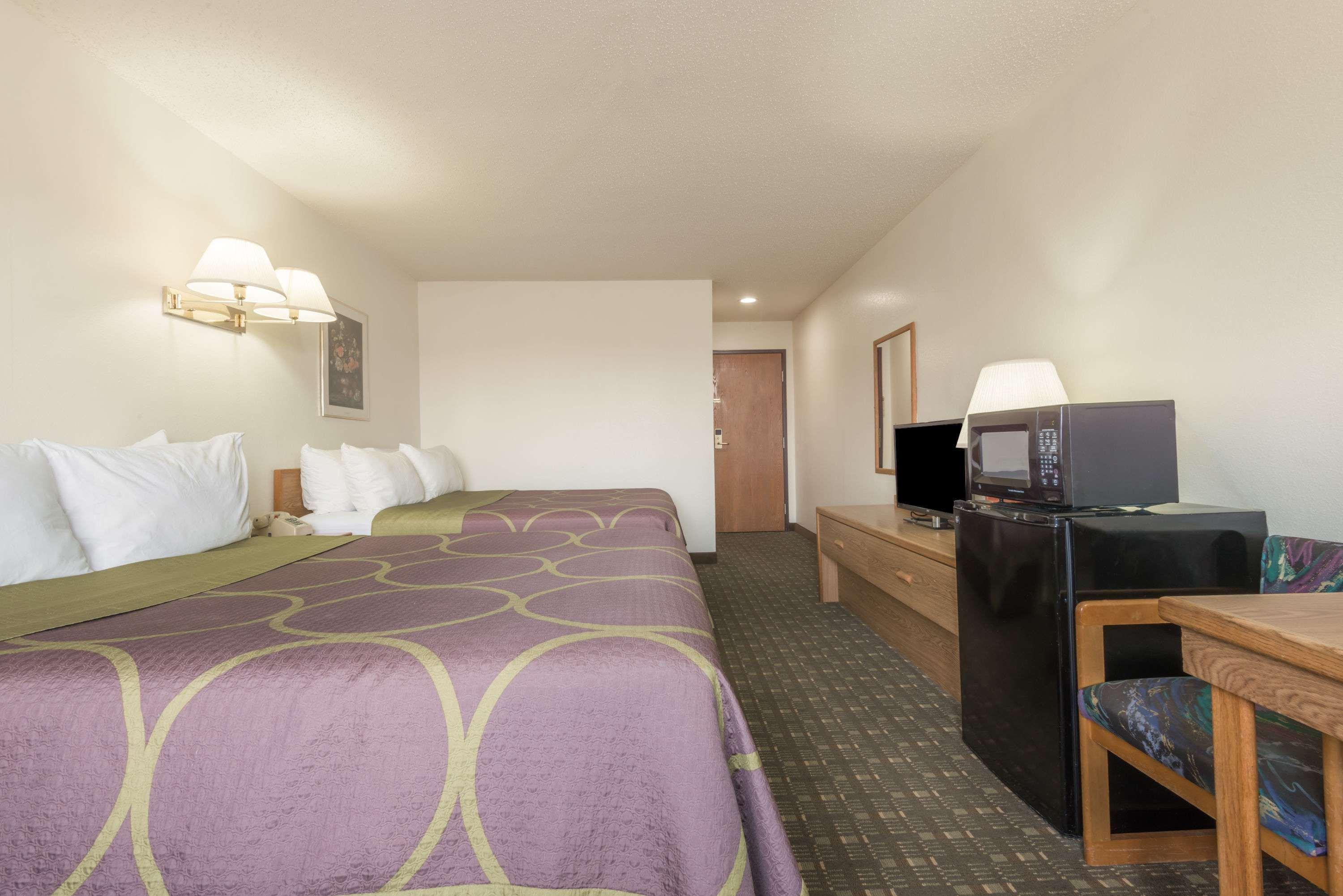 Super 8 By Wyndham Florence Co Ngoại thất bức ảnh